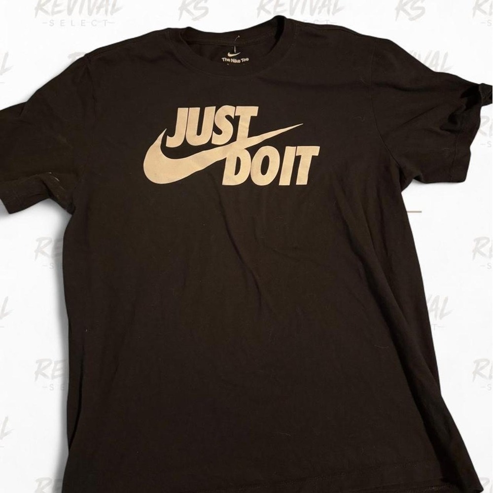 Black Nike Just Do It Tee